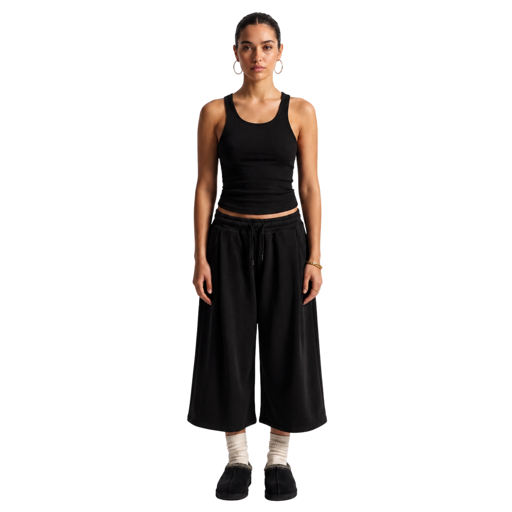 Two Tuck Long Short in Black