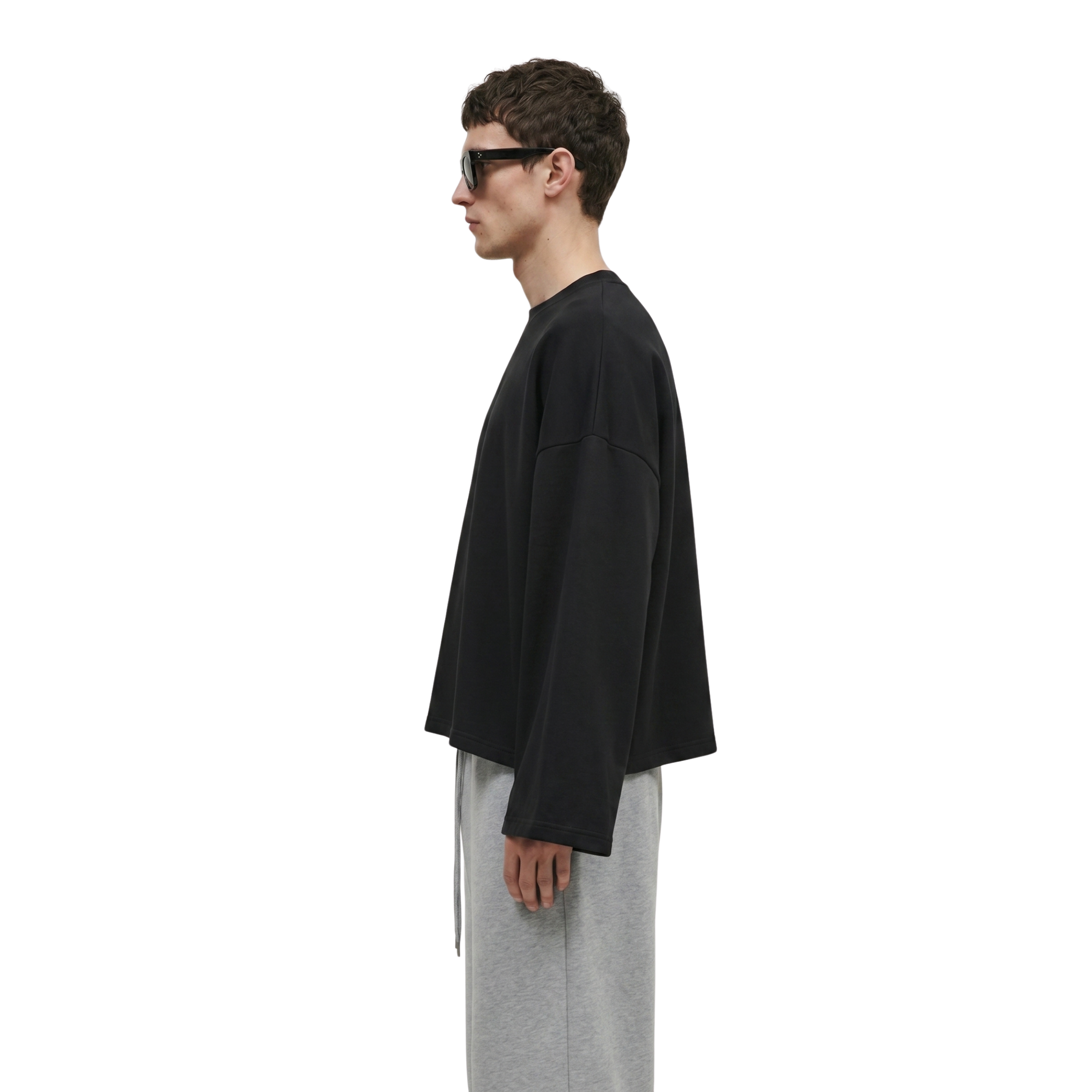 Boxy Cropped Long Sleeves T-shirt (Black)