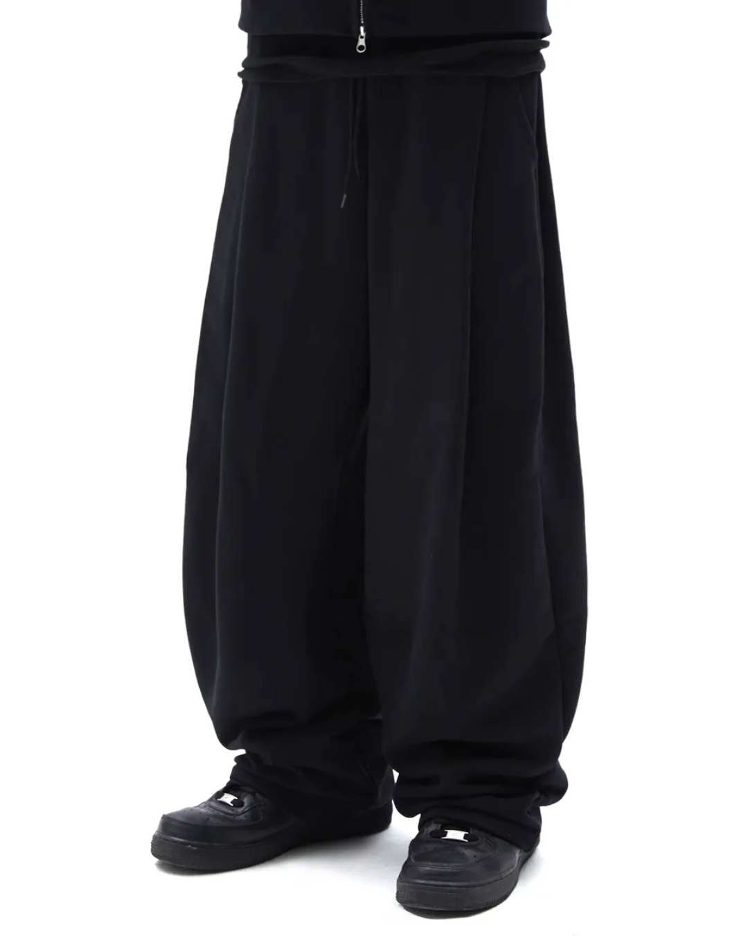 Two Tuck Pants (Black)