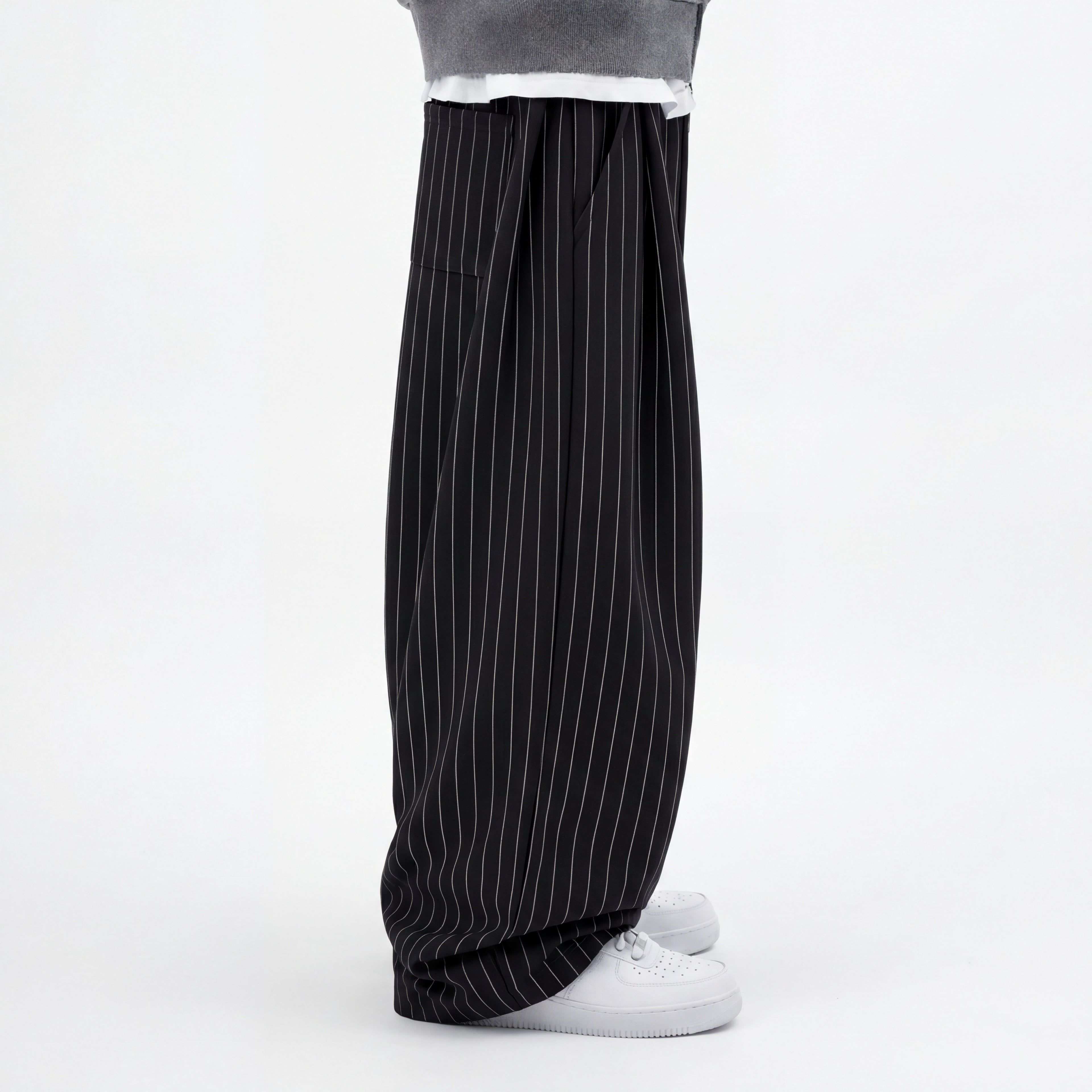 Pinstripe Two Tuck Pants (Black)